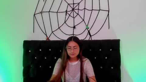 Snapshot of a_sexy_couple__ chatting on 11-04-25, 09:14 A Sexy Couple online show from 11-04-25, 09:14