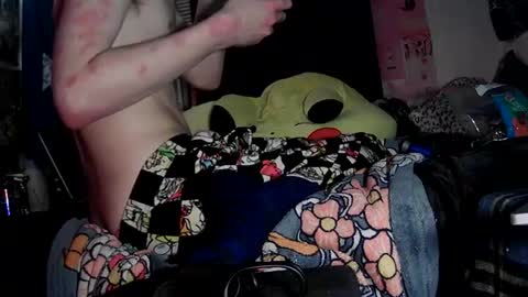 Snapshot of a_twinkie chatting on 11-22-25, 02:32 Chris online show from 11-22-25, 02:32