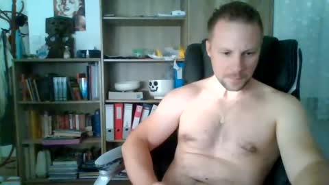 Long distance cumshot online show from 06-20-26, 05:49