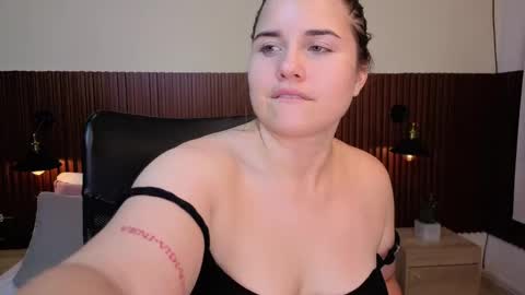 Abby Lee  online show from 04-14-26, 08:15