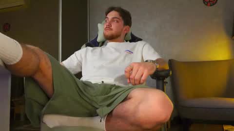 Alex online show from 10-25-25, 07:38