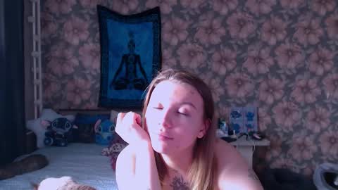 Alice online show from 11-05-25, 08:14