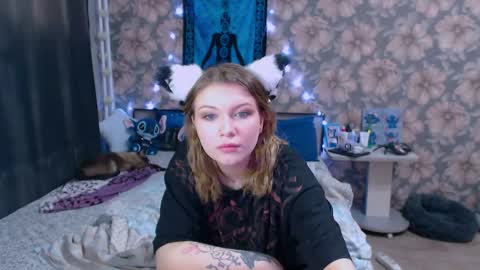 Alice online show from 11-08-25, 02:34