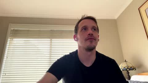 Kris online show from 04-28-26, 06:40