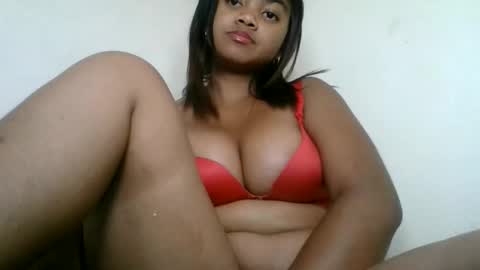 Snapshot of aariciah chatting on 05-13-26, 07:11 aariciah online show from 05-13-26, 07:11