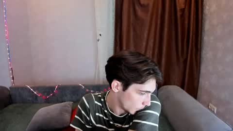 Aaron Bang online show from 06-04-26, 04:35