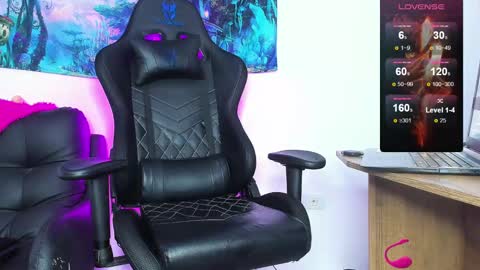 Snapshot of aaron_baz2 chatting on 10-01-25, 09:10 Aaron  online show from 10-01-25, 09:10