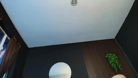 Snapshot of aaron_jassell1 chatting on 10-04-25, 10:41 Aaron and Jassell online show from 10-04-25, 10:41