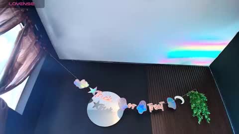 Snapshot of aaron_jassell1 chatting on 10-28-25, 03:04 Aaron and Jassell online show from 10-28-25, 03:04