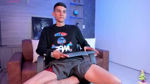 Aaron online show from 12-17-25, 11:38