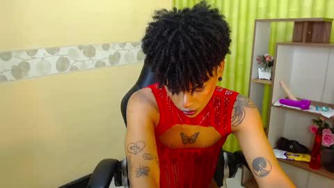 im NiallDun online show from 12-22-24, 09:44