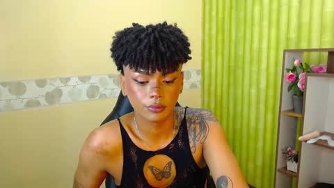 im NiallDun online show from 01-05-25, 01:36