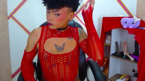 im NiallDun online show from 12-02-25, 01:55