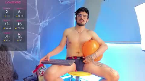 aaronfuentes7 online show from 10-20-25, 08:09
