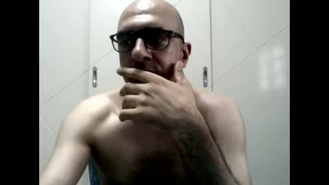 AAYAADX online show from 05-19-26, 09:37
