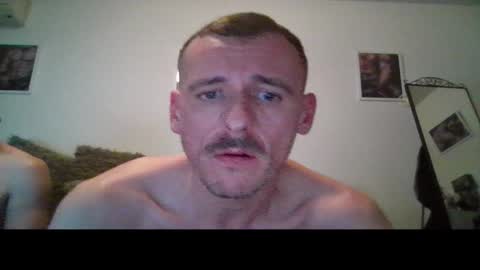 Snapshot of abbel_stone chatting on 01-09-26, 09:27 abbel_stone online show from 01-09-26, 09:27