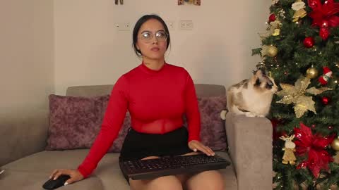Snapshot of abbey_allen chatting on 12-14-24, 12:01 Abbey  IG abby allenn  04 December Online at  I will be on vacation dont forget me  See you soon   online show from 12-14-24, 12:01