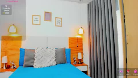 Abbie Royy online show from 11-22-25, 01:10