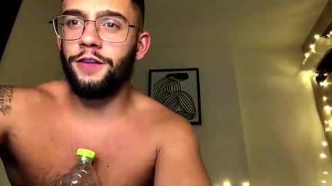 Snapshot of abbie_xo1 chatting on 09-29-25, 07:51 Abbie xo online show from 09-29-25, 07:51