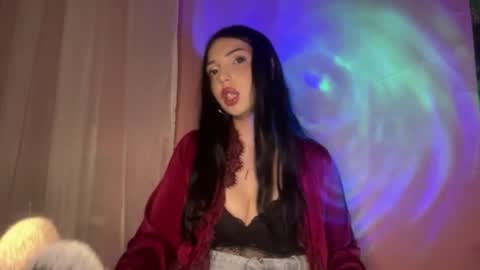 Mia  online show from 07-11-26, 11:02