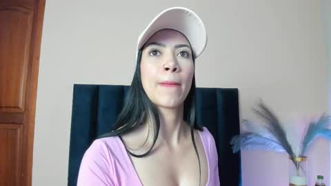 Abbie Joness online show from 10-30-25, 11:33