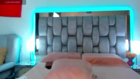 abby_blue01 online show from 01-08-25, 01:53