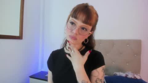 abby jones online show from 11-11-25, 02:55