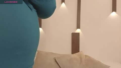 Abbygail online show from 04-24-26, 12:18