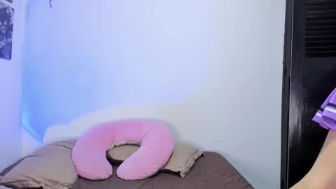 Abby Saenz online show from 10-30-25, 10:32