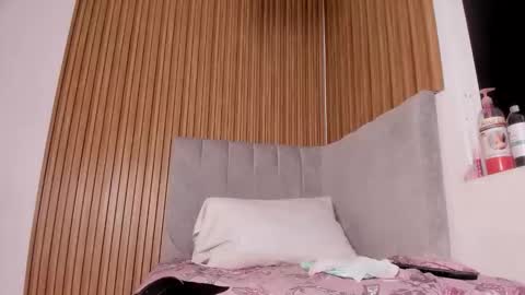 abby_swett1 online show from 02-18-26, 01:29