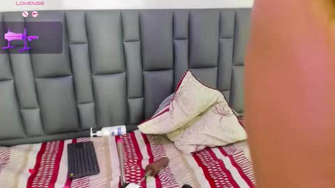 abbyadams23 online show from 12-05-25, 04:10