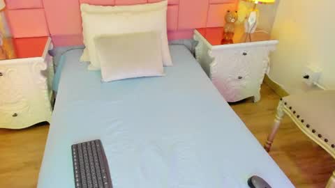 abbye rose online show from 06-17-26, 07:48