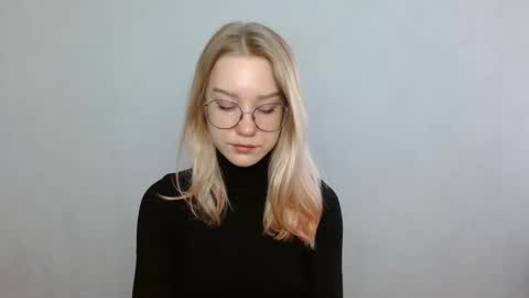 Snapshot of abbymoore__ chatting on 02-03-25, 10:03 Abby Lovense is active online show from 02-03-25, 10:03