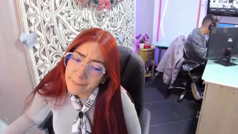 Snapshot of abbystones chatting on 12-27-24, 04:32 Abby Stones online show from 12-27-24, 04:32