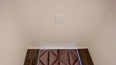 Snapshot of abbywathson chatting on 01-14-25, 01:36 A B B Y online show from 01-14-25, 01:36