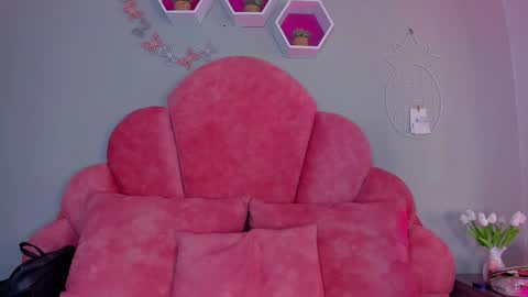 Snapshot of abbywathson chatting on 01-28-25, 07:42 A B B Y online show from 01-28-25, 07:42