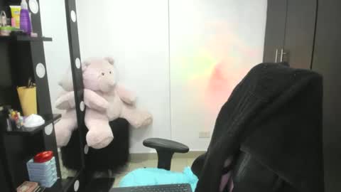 Snapshot of abbyxlee chatting on 12-08-24, 03:53     online show from 12-08-24, 03:53