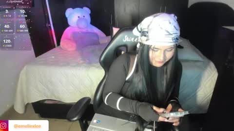 Snapshot of abbyxlee chatting on 03-11-25, 02:10     online show from 03-11-25, 02:10