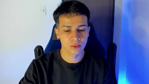 Independence model AbelAsburgo online show from 01-15-25, 01:34