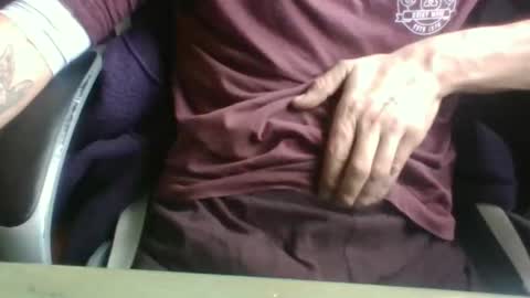 Snapshot of abelh99 chatting on 02-16-26, 03:52 abelh99 online show from 02-16-26, 03:52