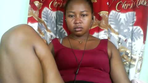 Snapshot of abella677022 chatting on 05-19-26, 06:14 abella677022 online show from 05-19-26, 06:14