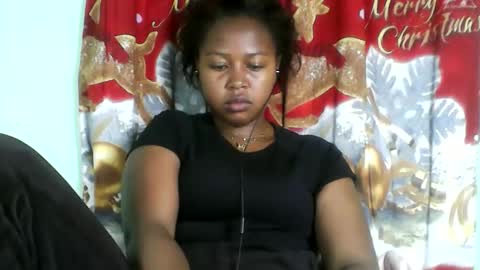 Snapshot of abella677022 chatting on 05-28-26, 07:33 abella677022 online show from 05-28-26, 07:33