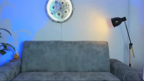  Abella and Kendra  online show from 12-18-25, 11:22