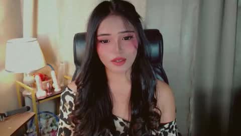 Snapshot of abetterchristine chatting on 06-03-26, 04:15 Abetterchristine online show from 06-03-26, 04:15