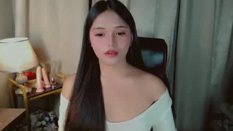 Snapshot of abetterchristine chatting on 06-16-26, 02:47 Abetterchristine online show from 06-16-26, 02:47