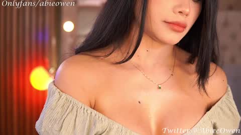 abie_owen online show from 01-19-25, 08:19