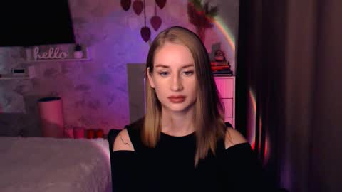 Anna online show from 10-15-25, 03:12