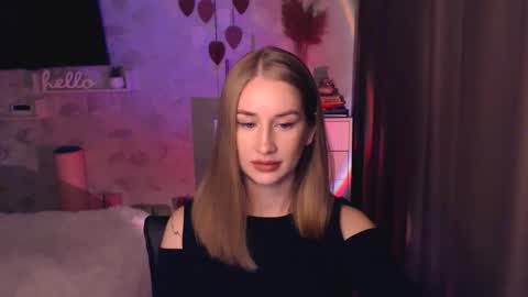 Anna online show from 10-27-25, 04:55