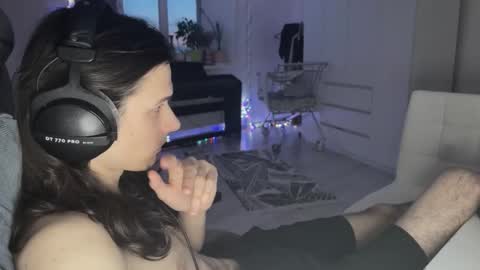 hi  cum in pvt noi extra tip online show from 02-22-26, 02:04