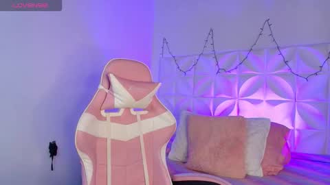 Abril  online show from 11-05-25, 11:21